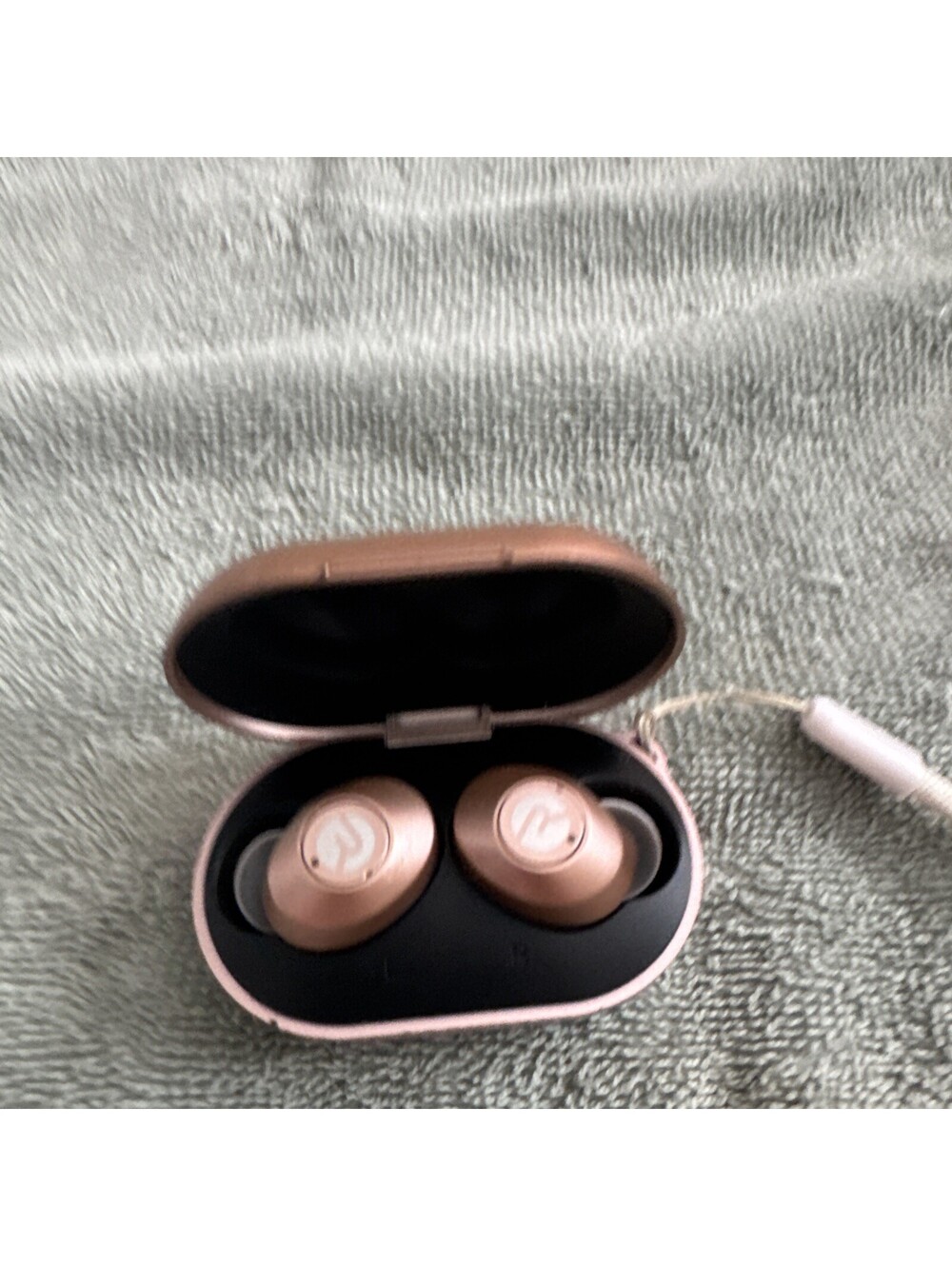 Raycon E25 Wireless Bluetooth In-Ear Earbuds w/ Charging Case & USB Cable Gold